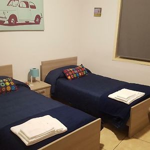 Twin Room Private Bathroom